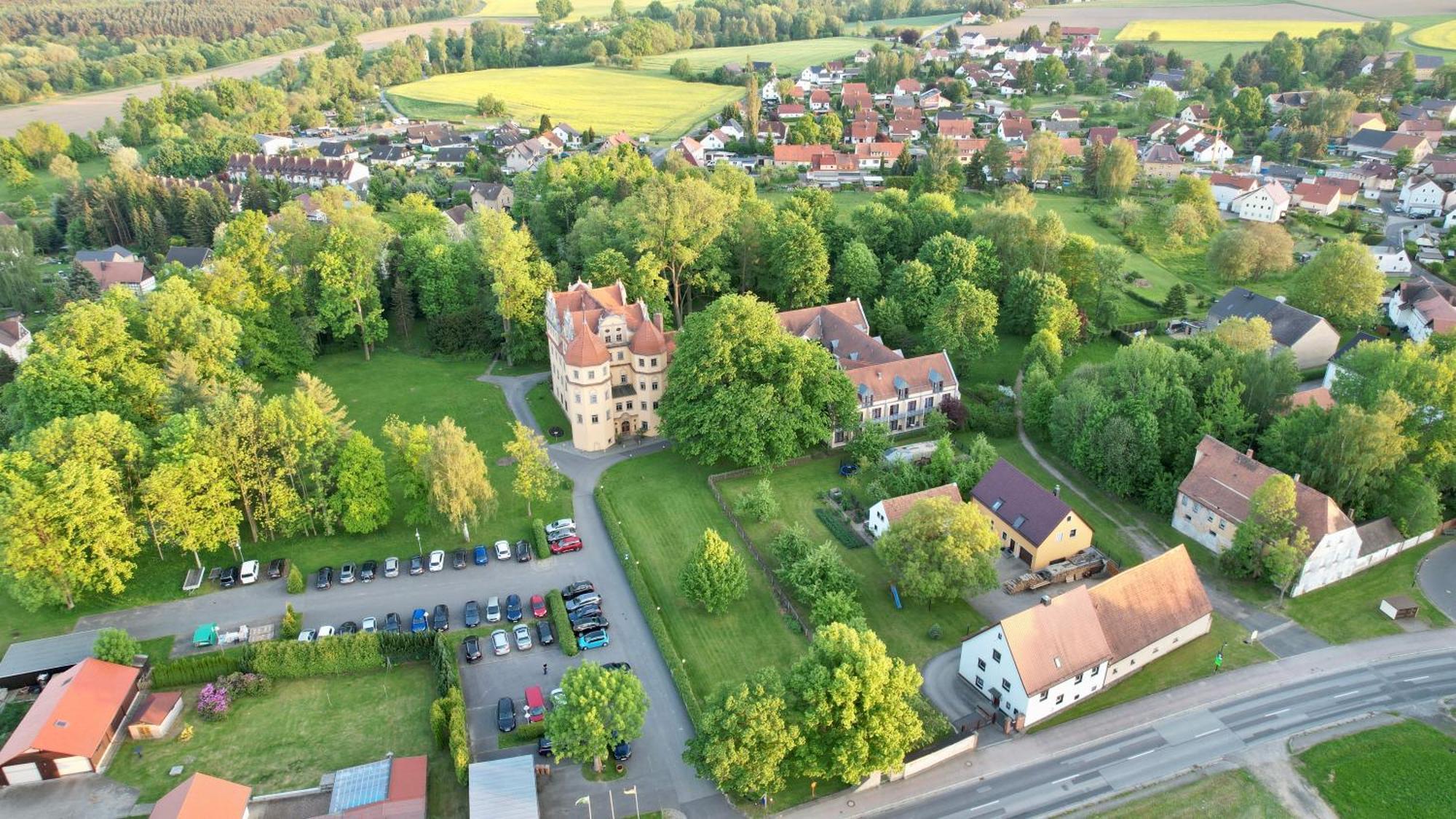 Schlosshotel Althoernitz Bertsdorf Exterior photo